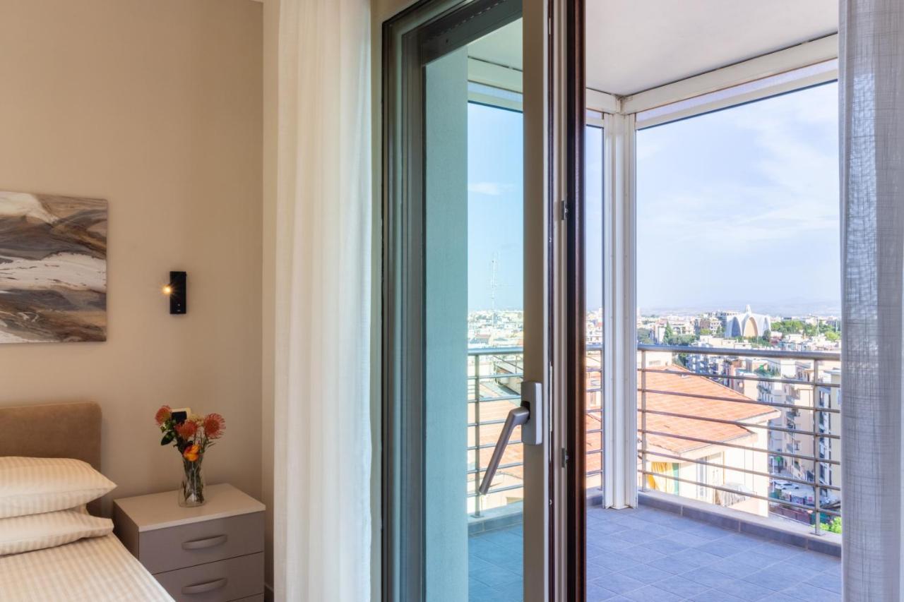 Terrazza61 - Appartamento Con Vista Spettacolare Sulla Citta Di Каляри Екстериор снимка